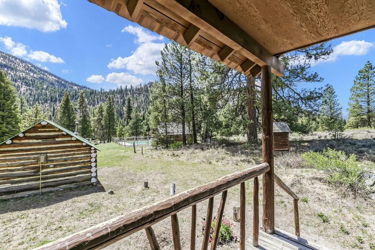 Sawtooth Lodge Stanley Exterior foto